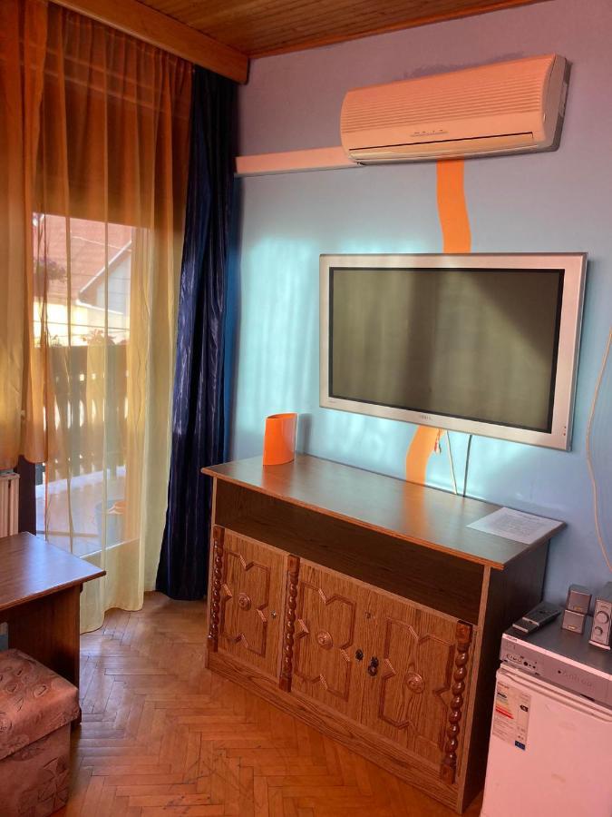 Апарт готель Arany Apartman Цеґлед Екстер'єр фото